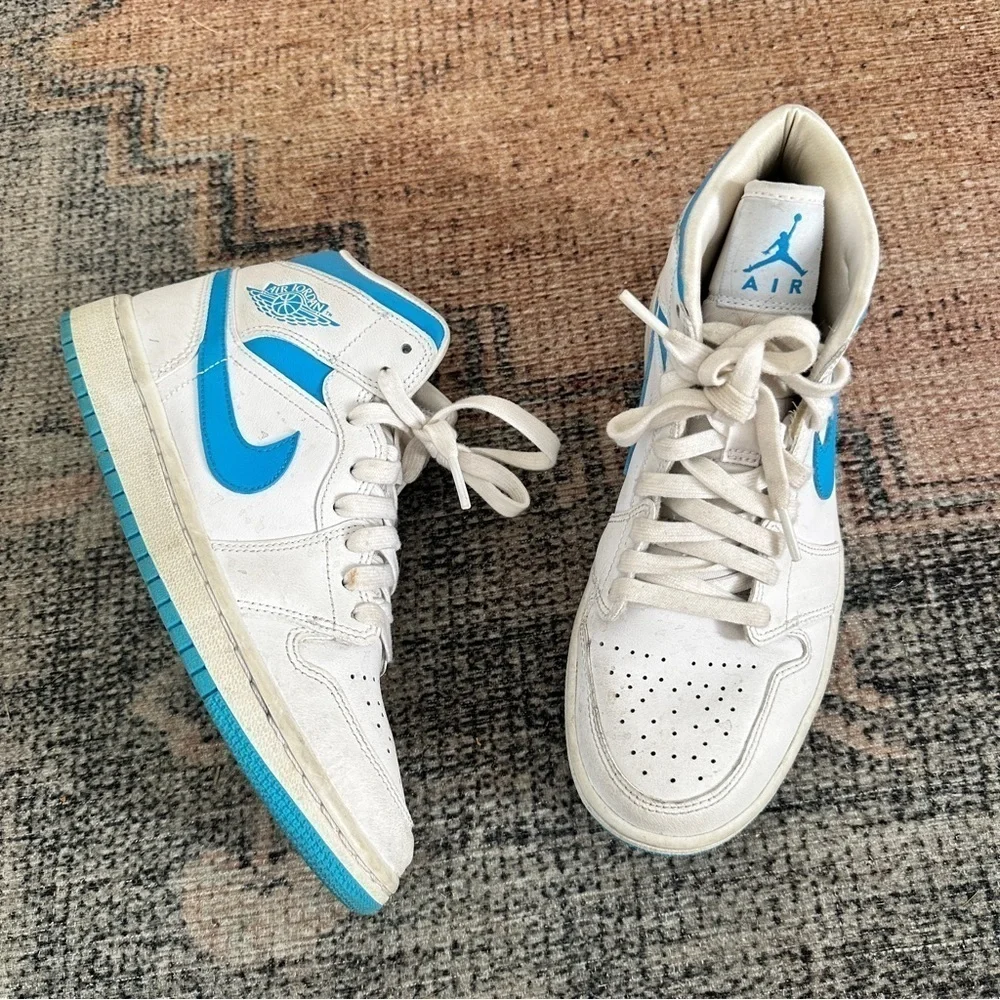 Nike legend blue